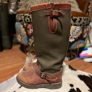 Leather Chippewa Snake Boots